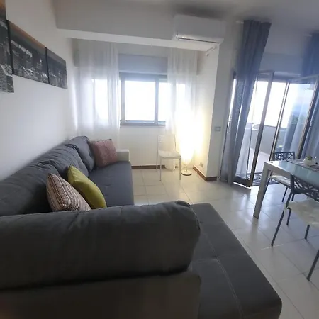 Casa vacanze Casa Sofia Via Amerigo Vespucci N18 *